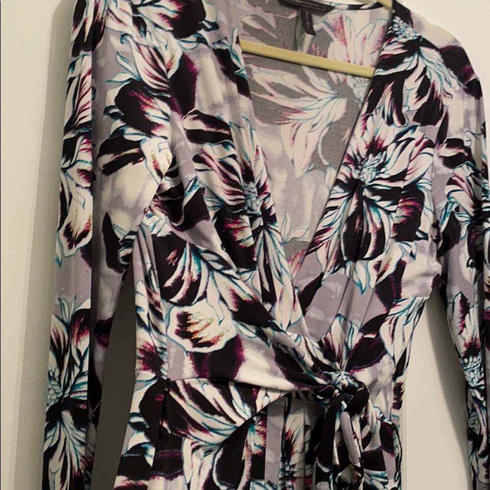 BCBG long flower dress. Size L - Picture 3 of 4